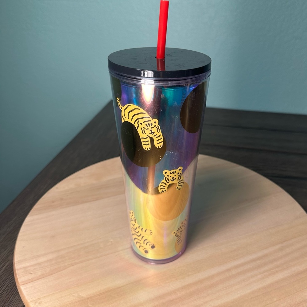 LIMITED EDITION🌟 Starbucks Lunar New Year 2022 Tiger edition